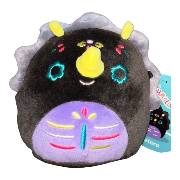 DotD 2023 5” Tetero the Triceratops- NEW RELEASE! - Picture 3 of 4